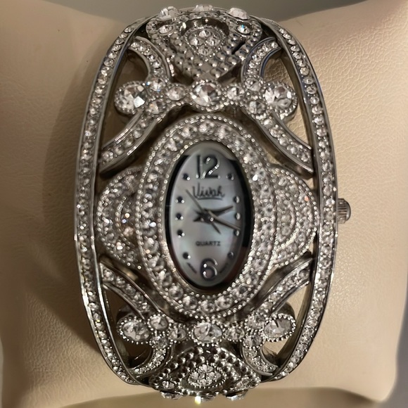 Vivah rhinestone watch - Picture 3 of 7
